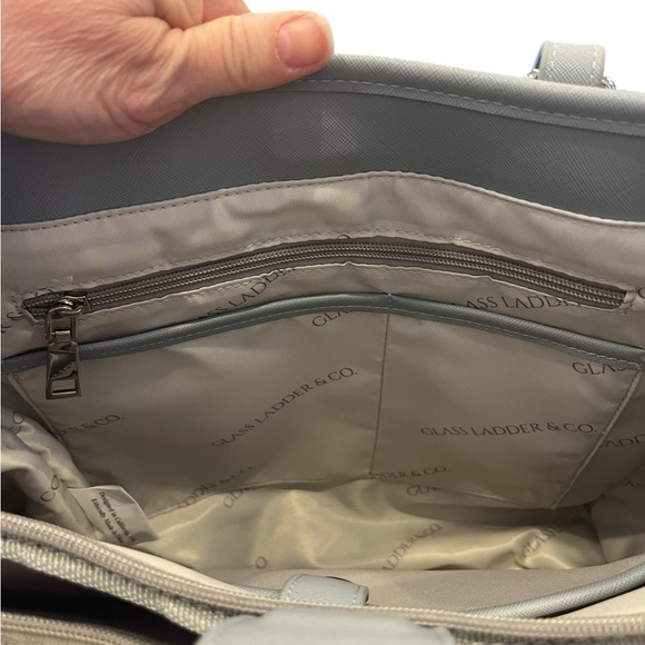 GLASS LADDER & CO Catalina Silver Medium Michelle Bag - Picture 8 of 10